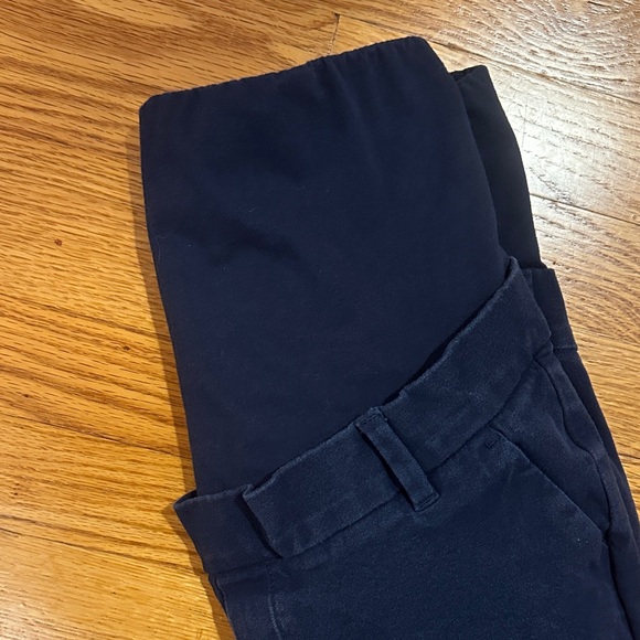 Gap Maternity Navy Cropped Pants - Picture 2 of 3